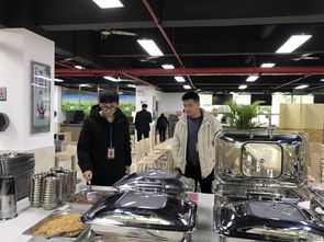 县食药监局 全力筑牢“两会”期间餐饮服务食品安全防线